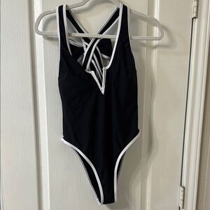 Cupshe Black and White One Piece Swimsuit